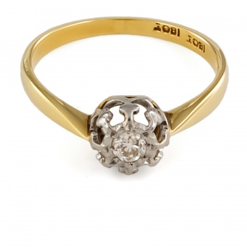 18ct gold Diamond Ring size M